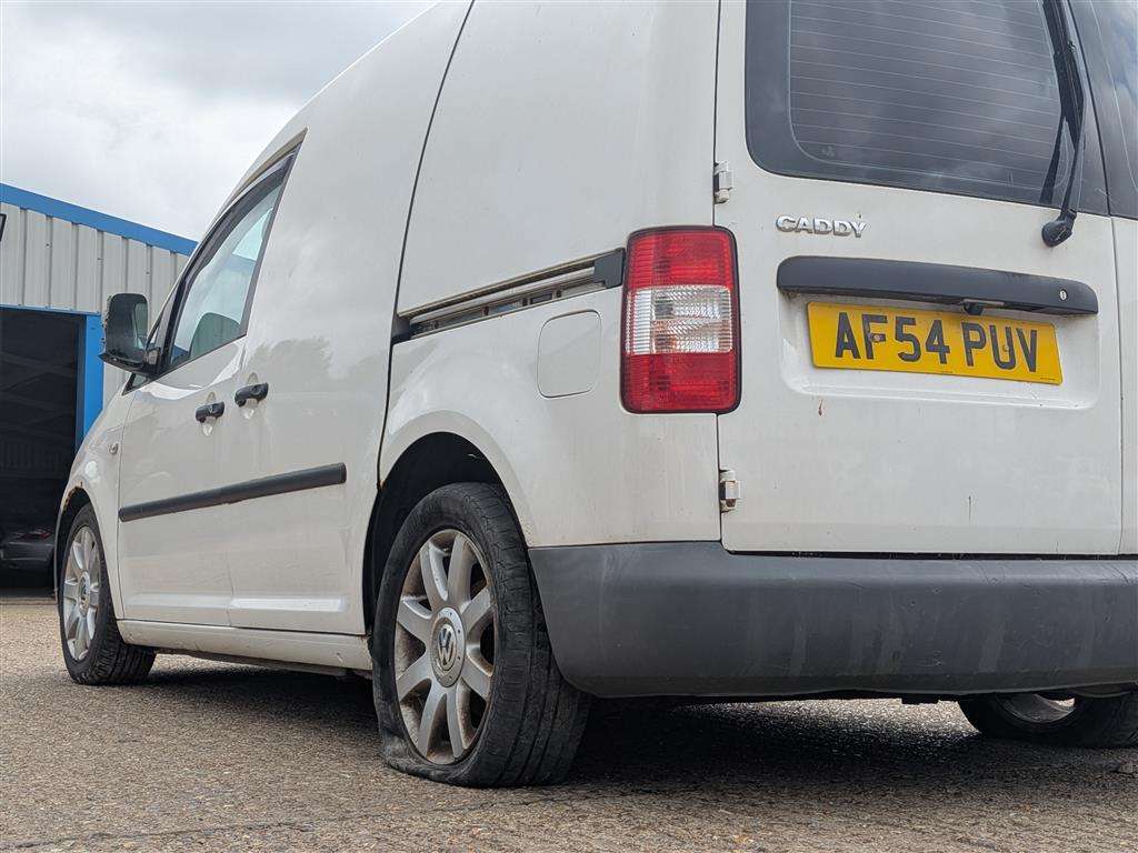 <p>2004 VOLKSWAGEN CADDY 69PS SDI</p>
