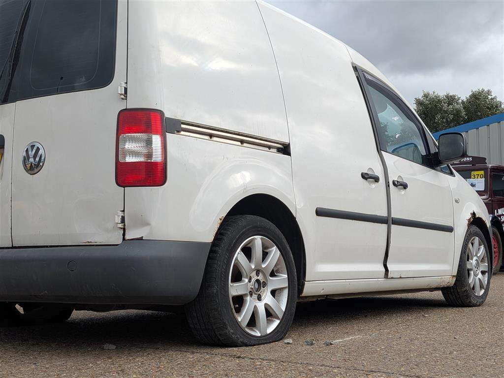 <p>2004 VOLKSWAGEN CADDY 69PS SDI</p>