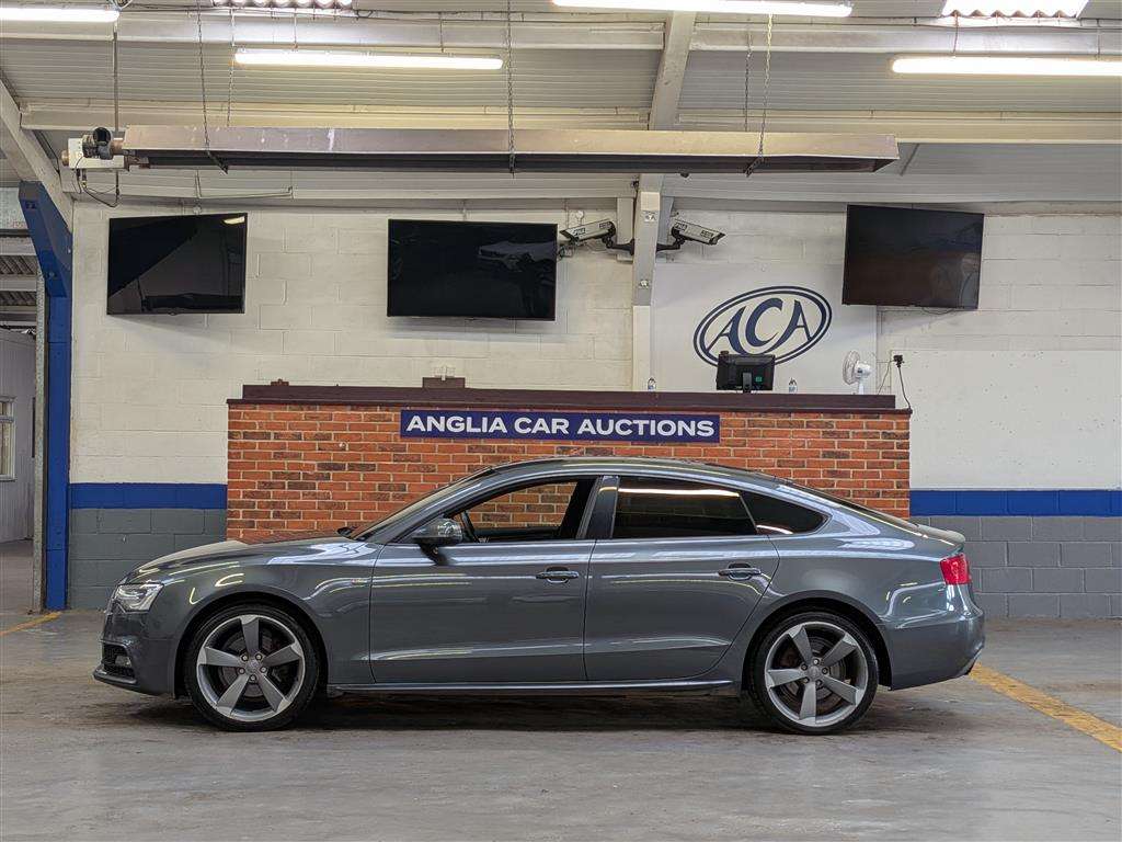 <p>2013 AUDI A5 S LINE BLACK EDITION T</p>