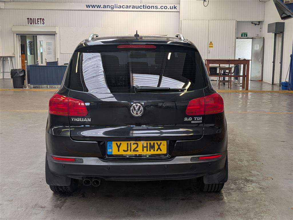 <p>2012 VOLKSWAGEN TIGUAN SE TDI BLUE TECH 4</p>