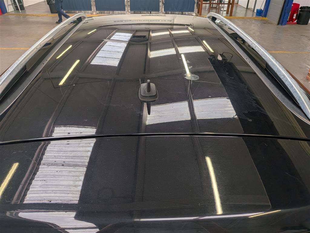 <p>2012 VOLKSWAGEN TIGUAN SE TDI BLUE TECH 4</p>