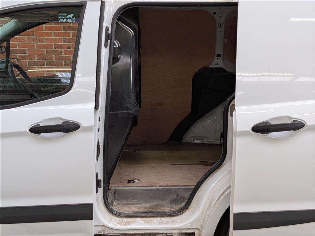 <p>2018 FORD TRANSIT COURIER TREND TDC</p>