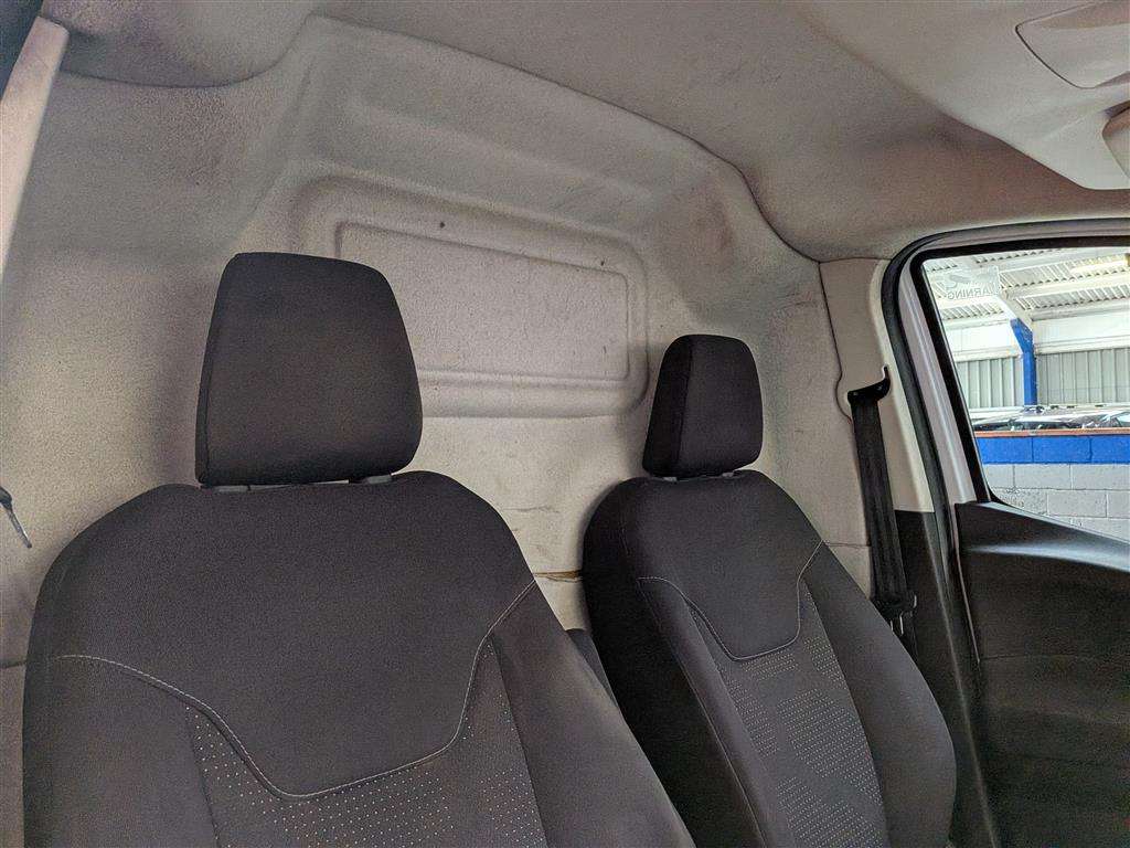 <p>2018 FORD TRANSIT COURIER TREND TDC</p>