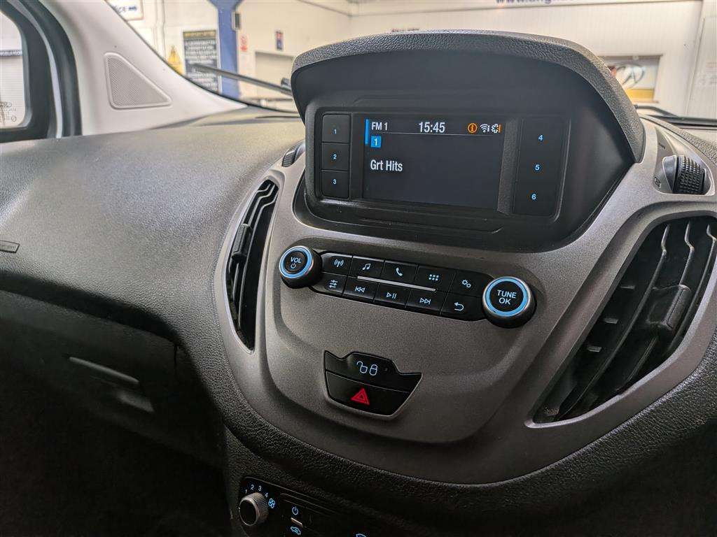 <p>2018 FORD TRANSIT COURIER TREND TDC</p>
