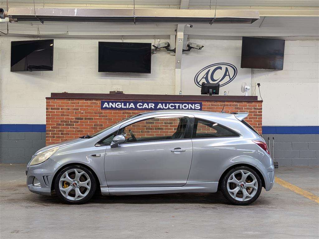 <p>2009 OPEL</p>