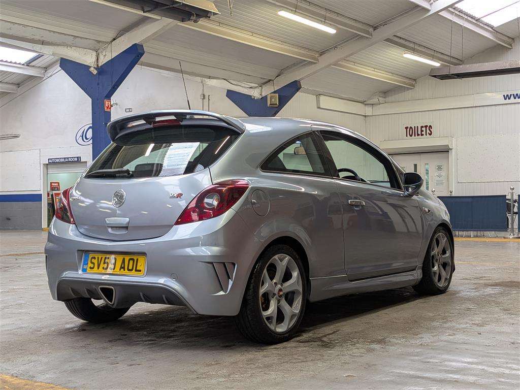 <p>2009 OPEL</p>