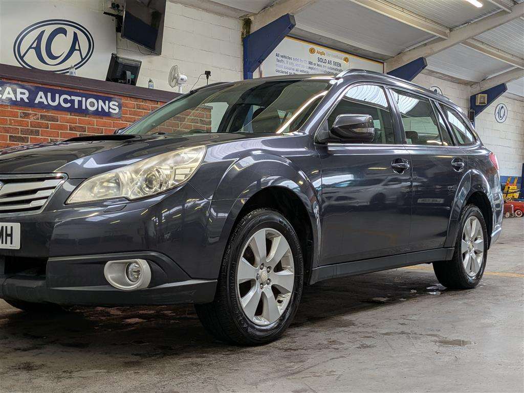 <p>2010 SUBARU OUTBACK SE NAV+ BOX D SYM</p>