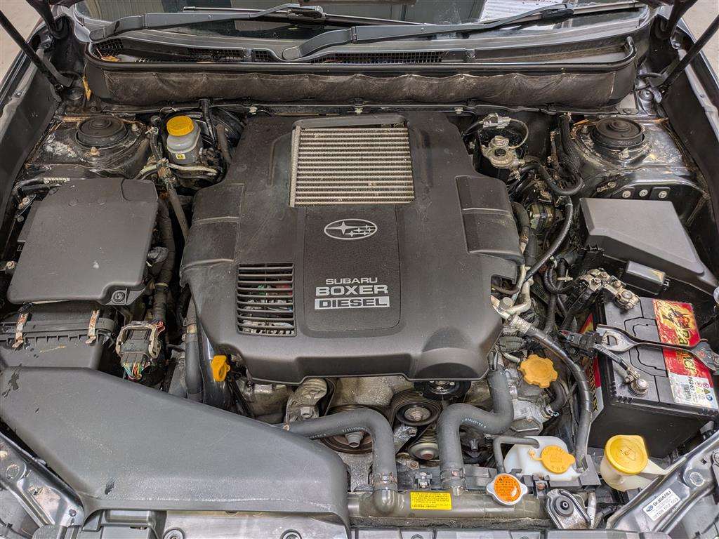 <p>2010 SUBARU OUTBACK SE NAV+ BOX D SYM</p>