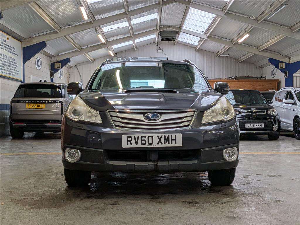 <p>2010 SUBARU OUTBACK SE NAV+ BOX D SYM</p>