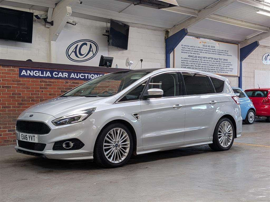 <p>2016 FORD S-MAX TITANIUM SPORT TDCI</p>