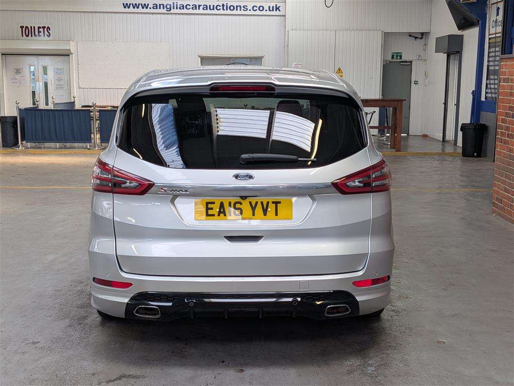 <p>2016 FORD S-MAX TITANIUM SPORT TDCI</p>