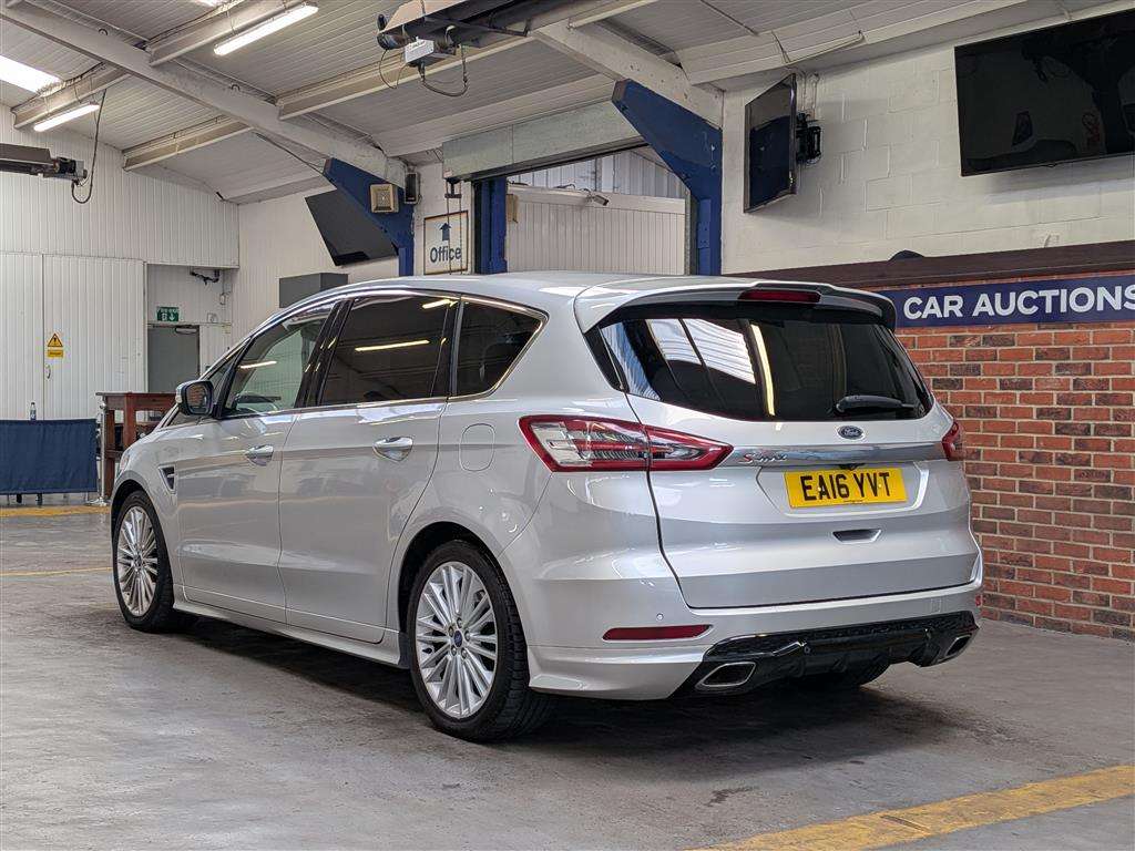 <p>2016 FORD S-MAX TITANIUM SPORT TDCI</p>