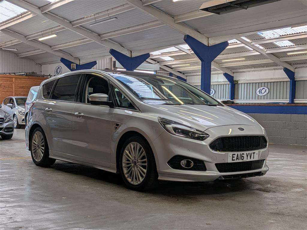 <p>2016 FORD S-MAX TITANIUM SPORT TDCI</p>