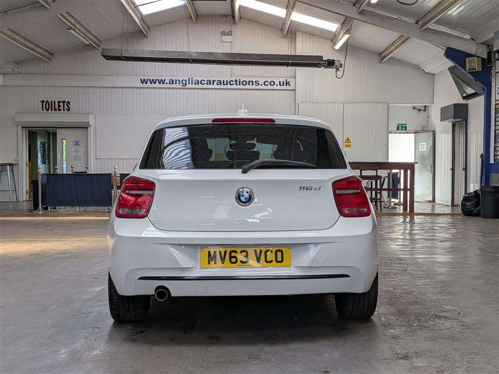 <p>2013 BMW 116D SPORT</p>