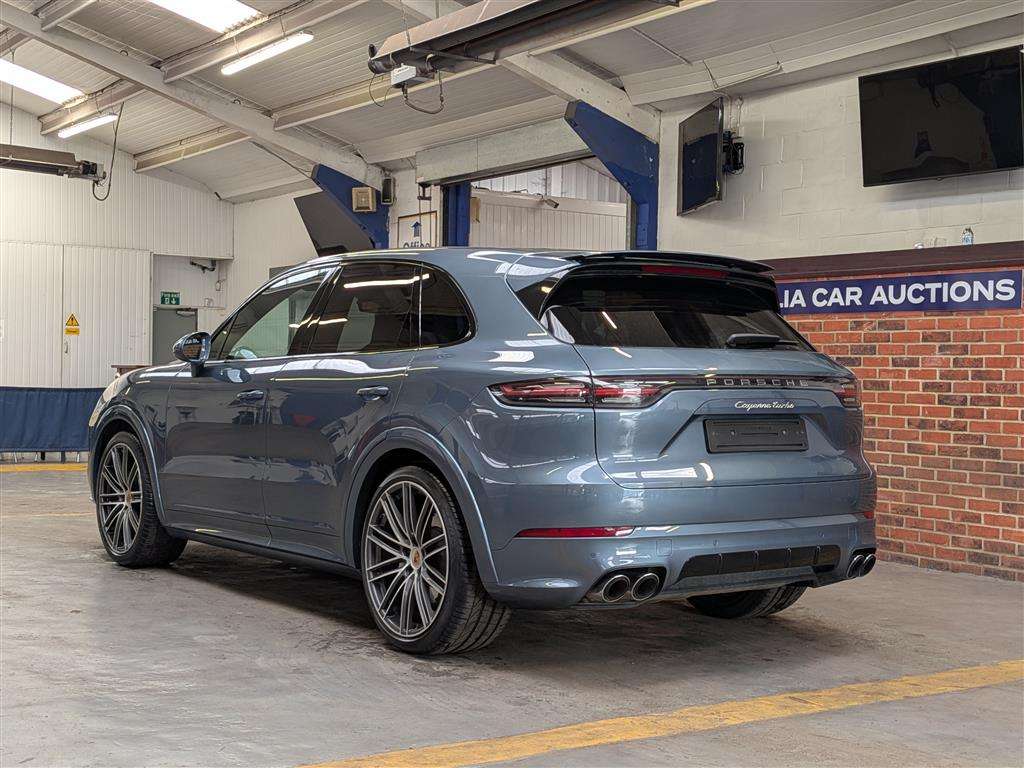 <p>2020 PORSCHE CAYENNE V8 TURBO AUTO</p>