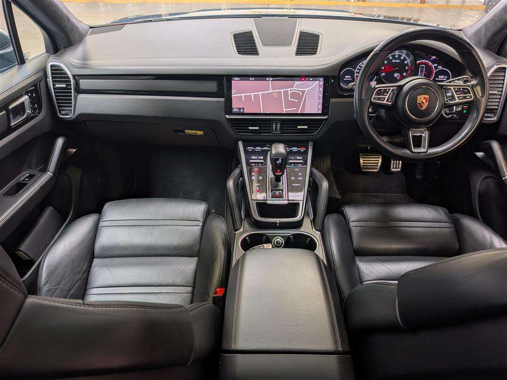 <p>2020 PORSCHE CAYENNE V8 TURBO AUTO</p>