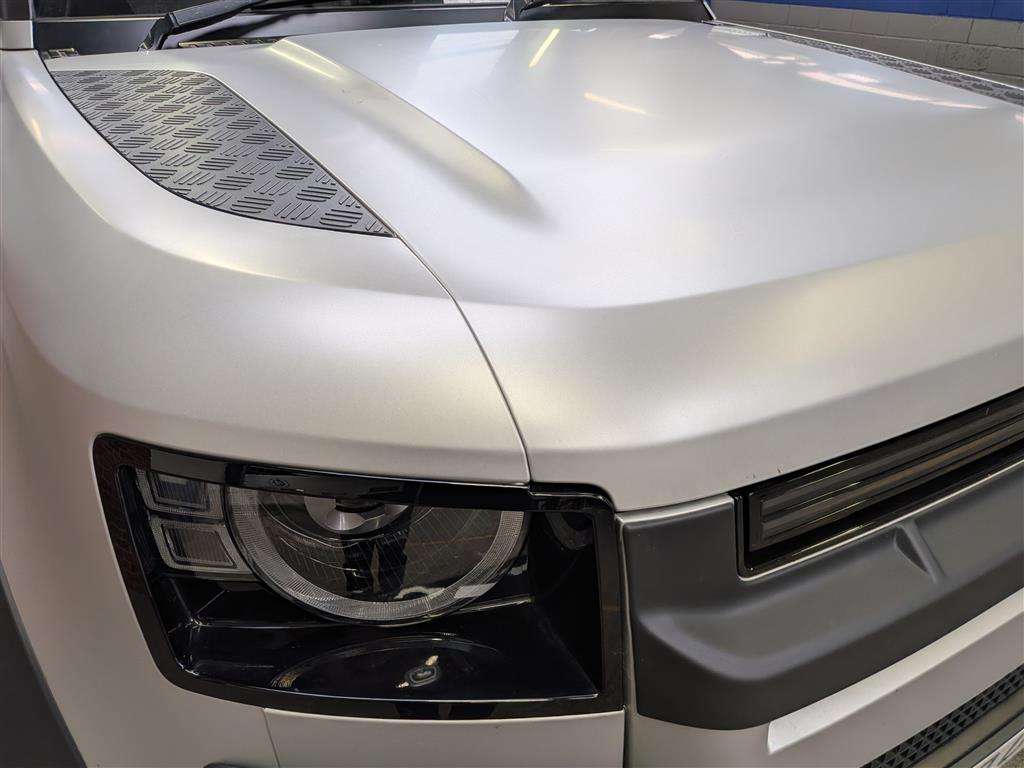 <p>2021 LAND ROVER DEFENDER HSE AUTO Chelsea Truck Co</p>