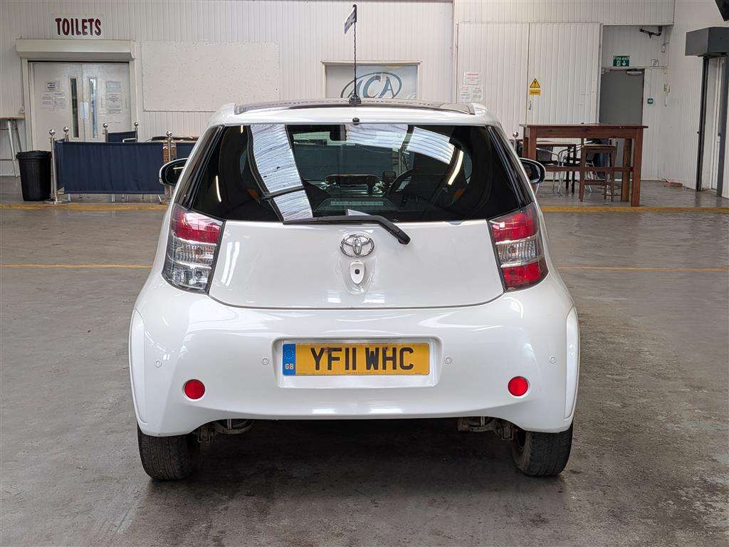<p>2011 TOYOTA IQ2 VVT-I</p>
