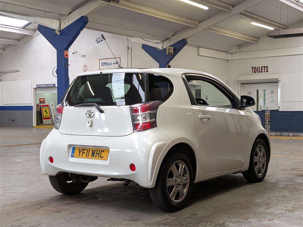 <p>2011 TOYOTA IQ2 VVT-I</p>