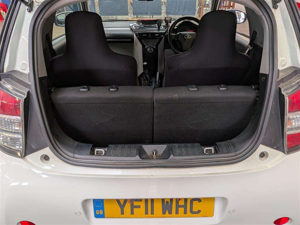 <p>2011 TOYOTA IQ2 VVT-I</p>