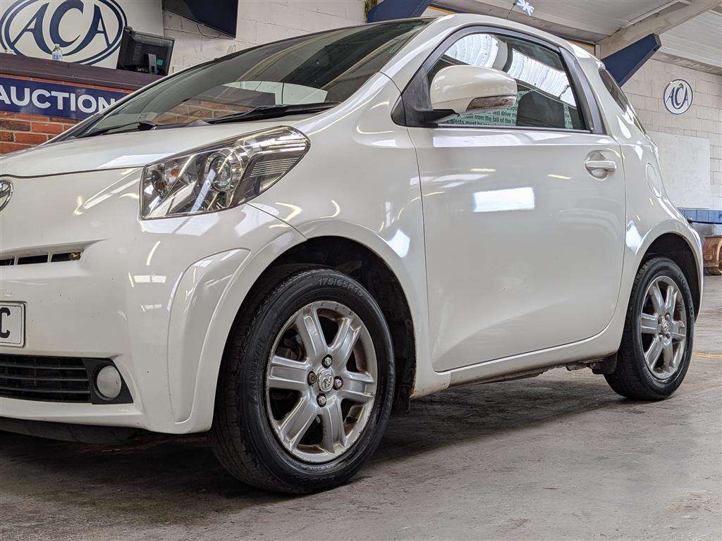 <p>2011 TOYOTA IQ2 VVT-I</p>