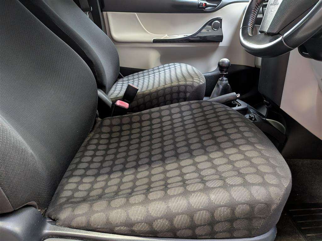 <p>2011 TOYOTA IQ2 VVT-I</p>