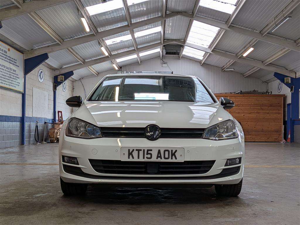<p>2015 VOLKSWAGEN GOLF MATCH TDI BMT</p>