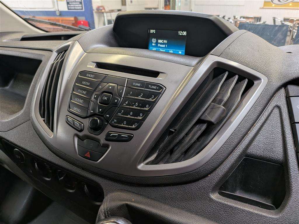 <p>2018 FORD TRANSIT 350</p>