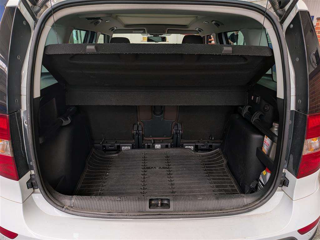 <p>2015 SKODA YETI OUTDOOR L&K TDISCR 4</p>