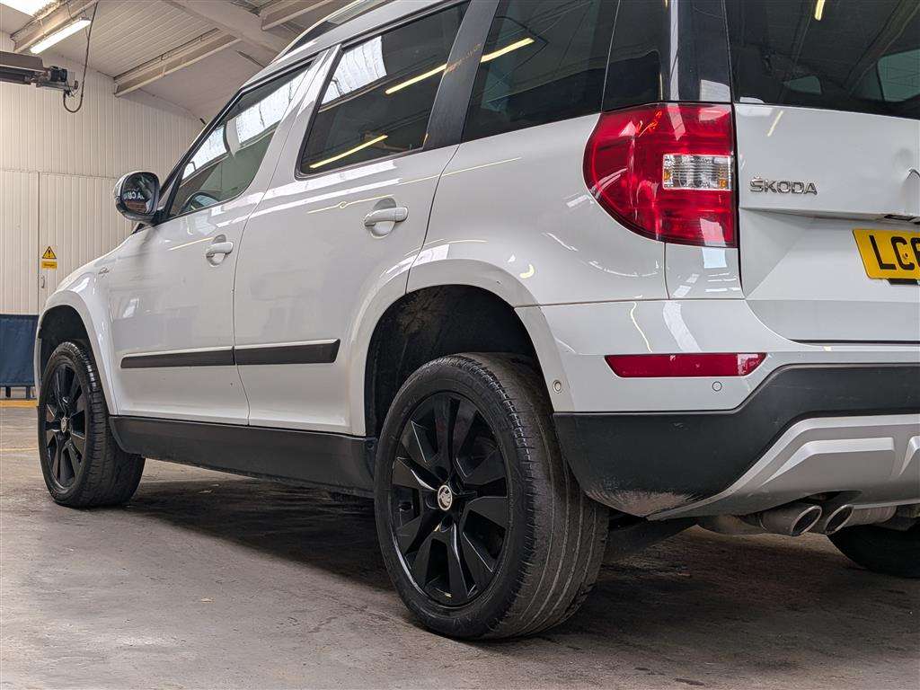<p>2015 SKODA YETI OUTDOOR L&K TDISCR 4</p>