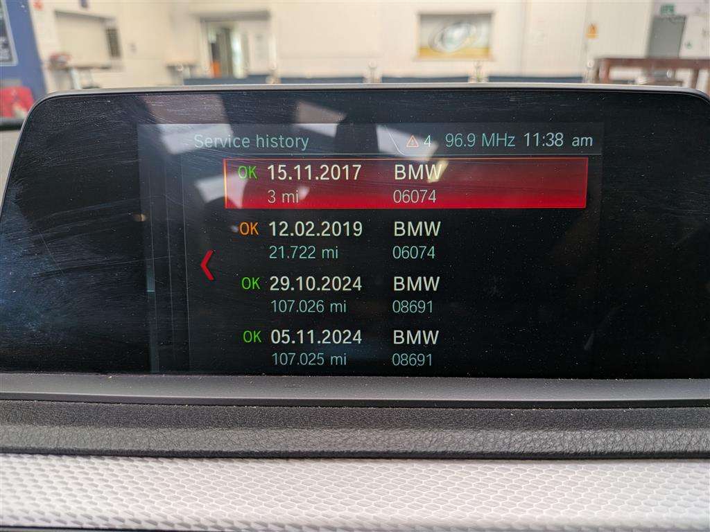 <p>2017 BMW 218I M SPORT</p>