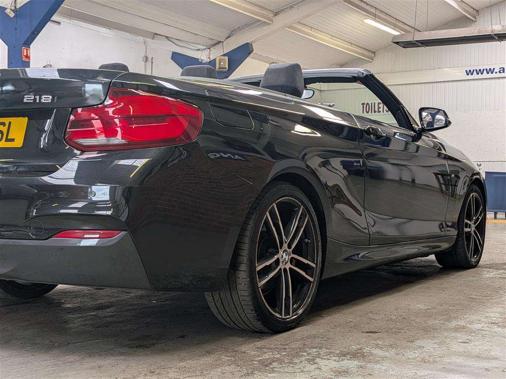 <p>2017 BMW 218I M SPORT</p>