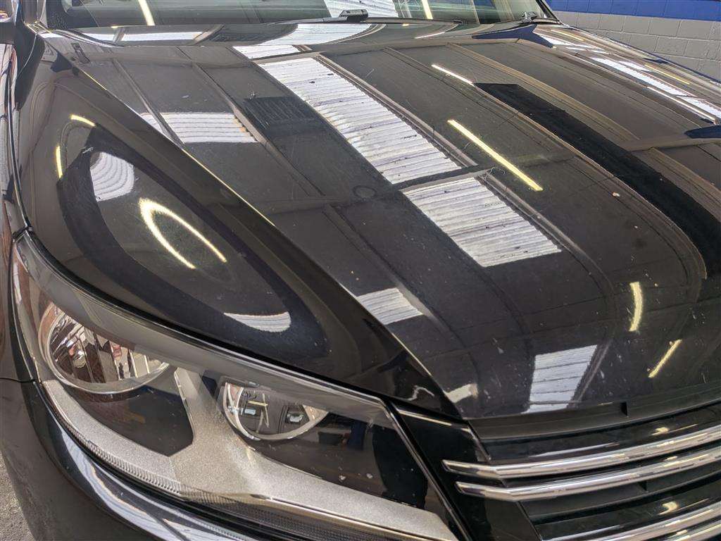 <p>2012 VOLKSWAGEN TIGUAN SE TDI BLUE TECH 4</p>