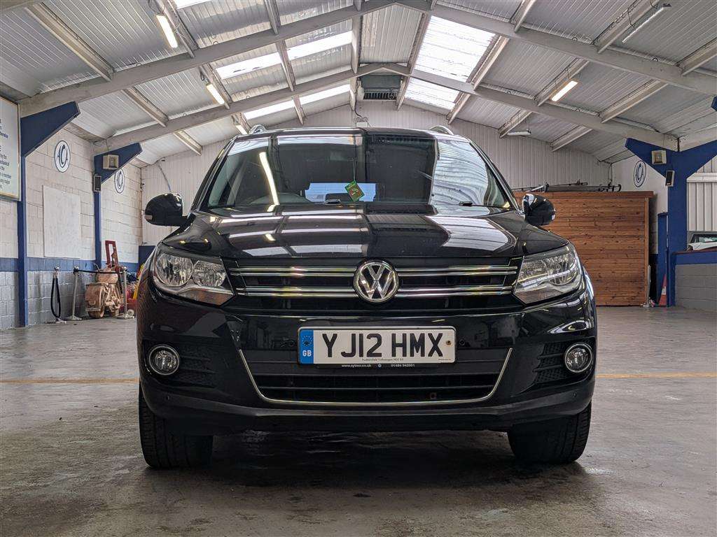 <p>2012 VOLKSWAGEN TIGUAN SE TDI BLUE TECH 4</p>