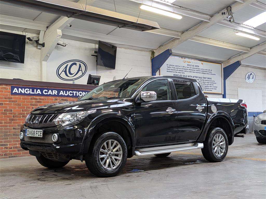 <p>2018 MITSUBISHI L200 BARBARIAN DI-D</p>
