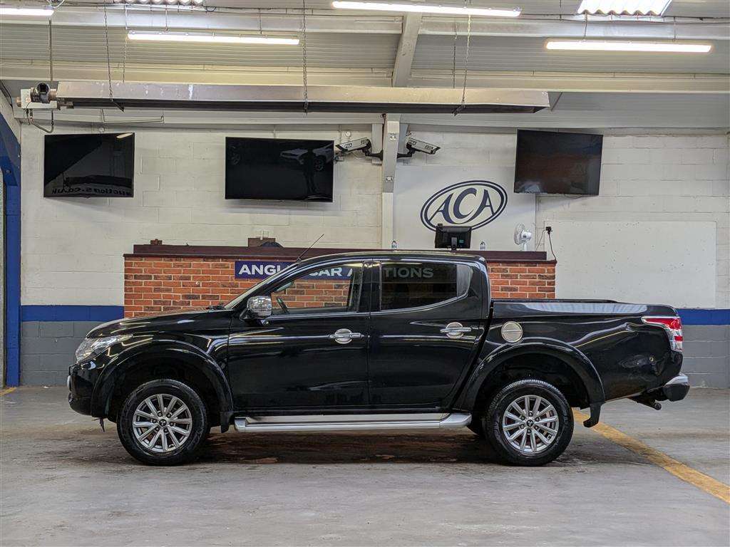 <p>2018 MITSUBISHI L200 BARBARIAN DI-D</p>