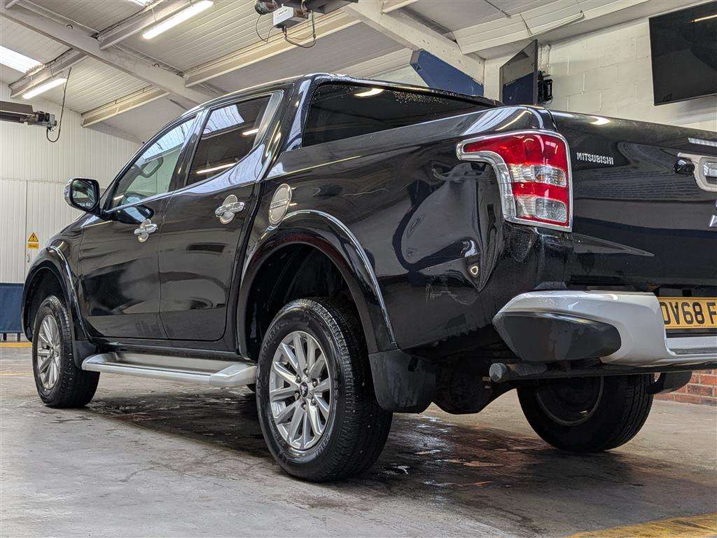 <p>2018 MITSUBISHI L200 BARBARIAN DI-D</p>