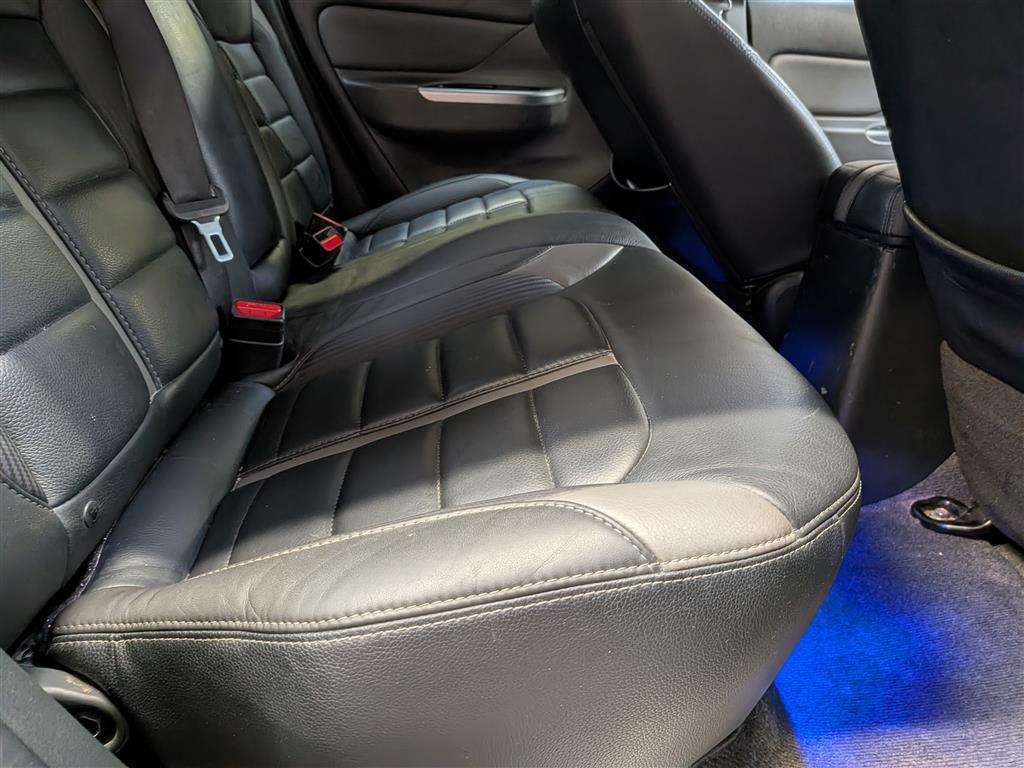 <p>2018 MITSUBISHI L200 BARBARIAN DI-D</p>