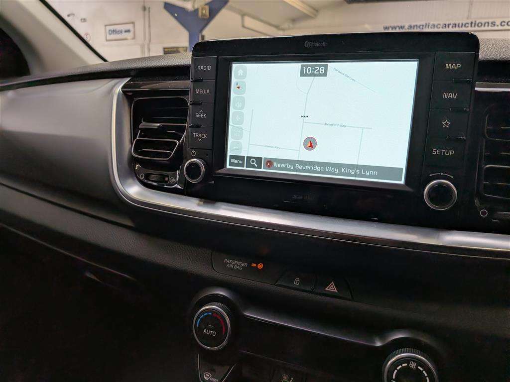 <p>2019 KIA STONIC 4 ISG</p>
