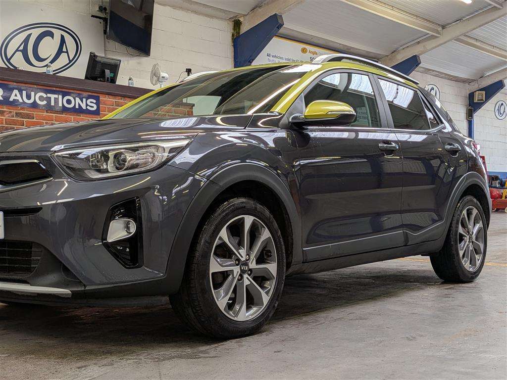 <p>2019 KIA STONIC 4 ISG</p>