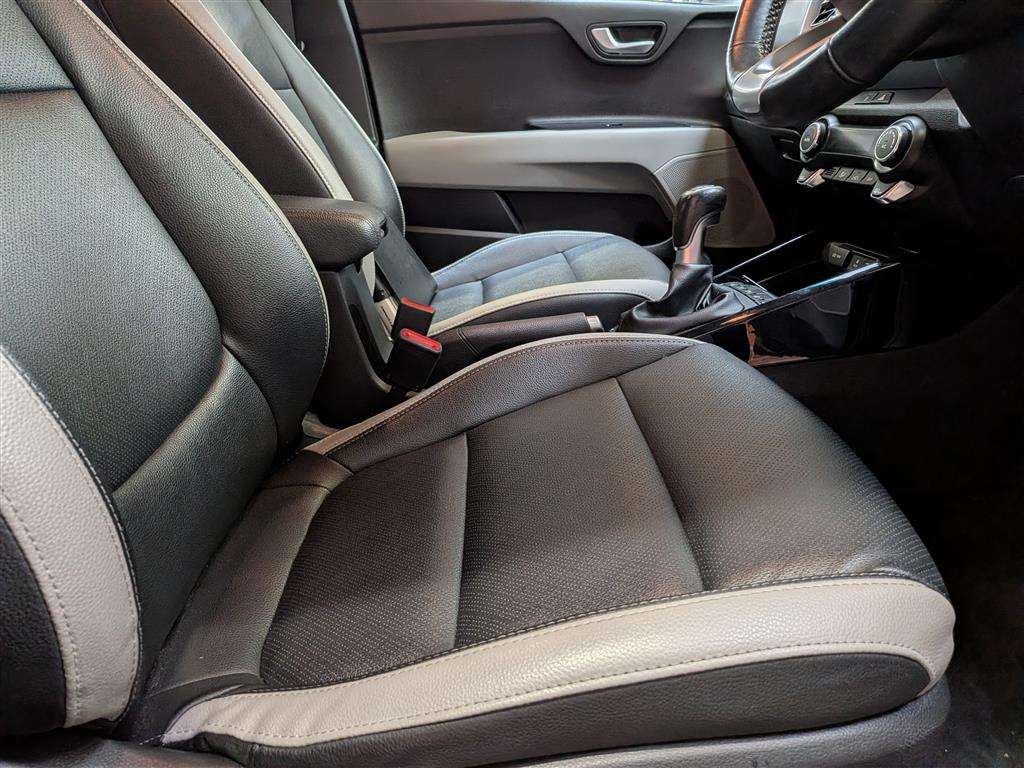 <p>2019 KIA STONIC 4 ISG</p>
