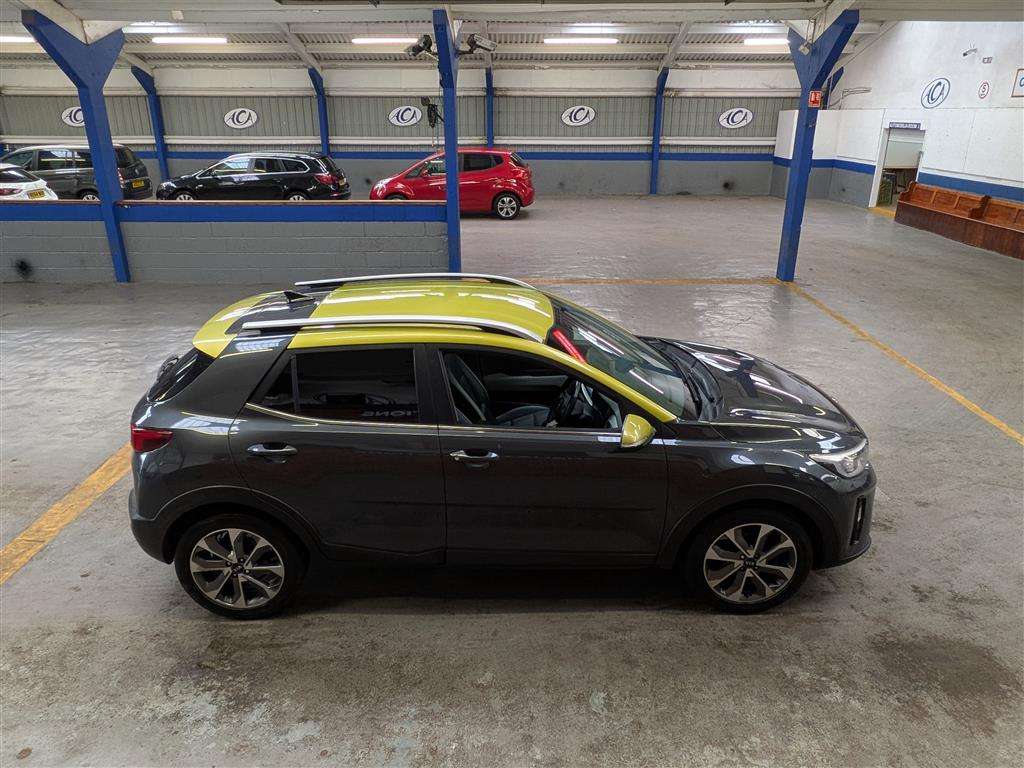 <p>2019 KIA STONIC 4 ISG</p>