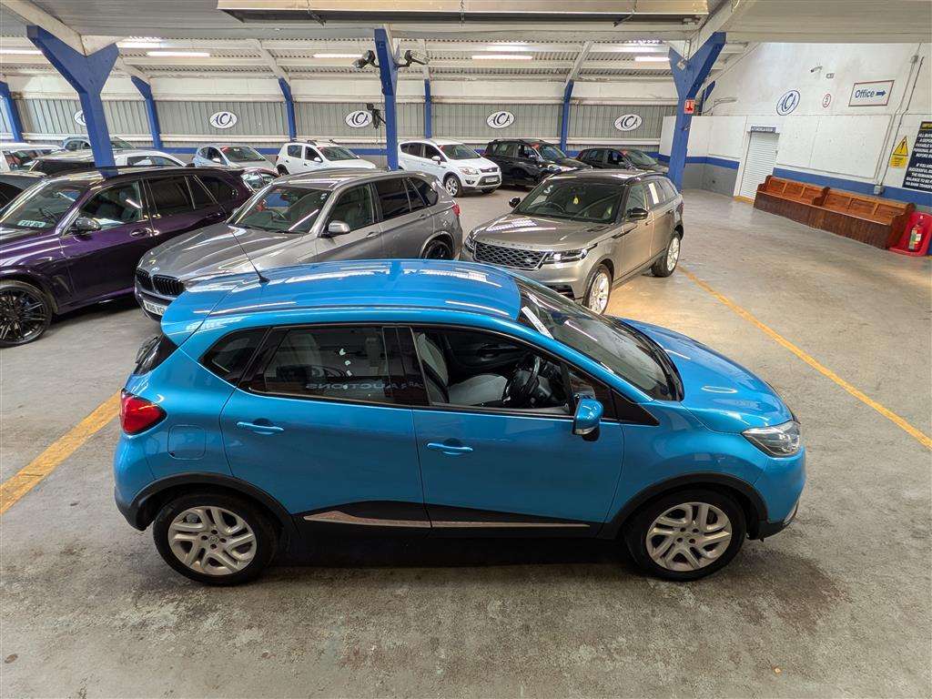 <p>2013 RENAULT CAPTUR D-QUE M-NAV NRG TC</p>