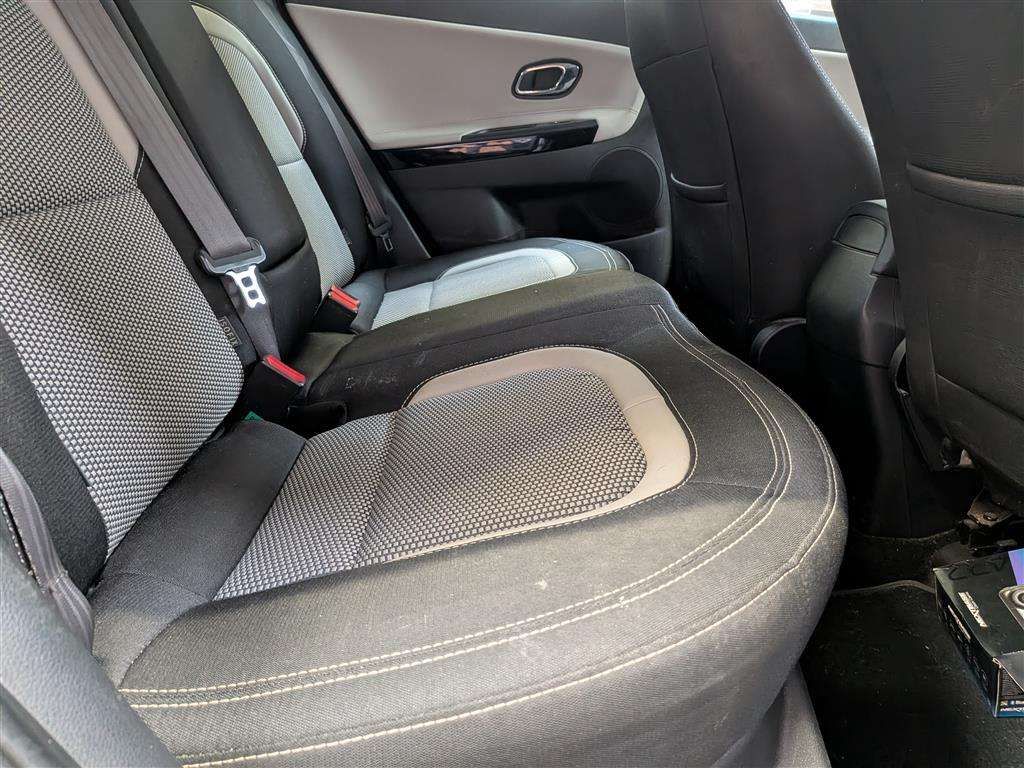 <p>2014 KIA CEED 3 ECODYNAMICS CRDI</p>
