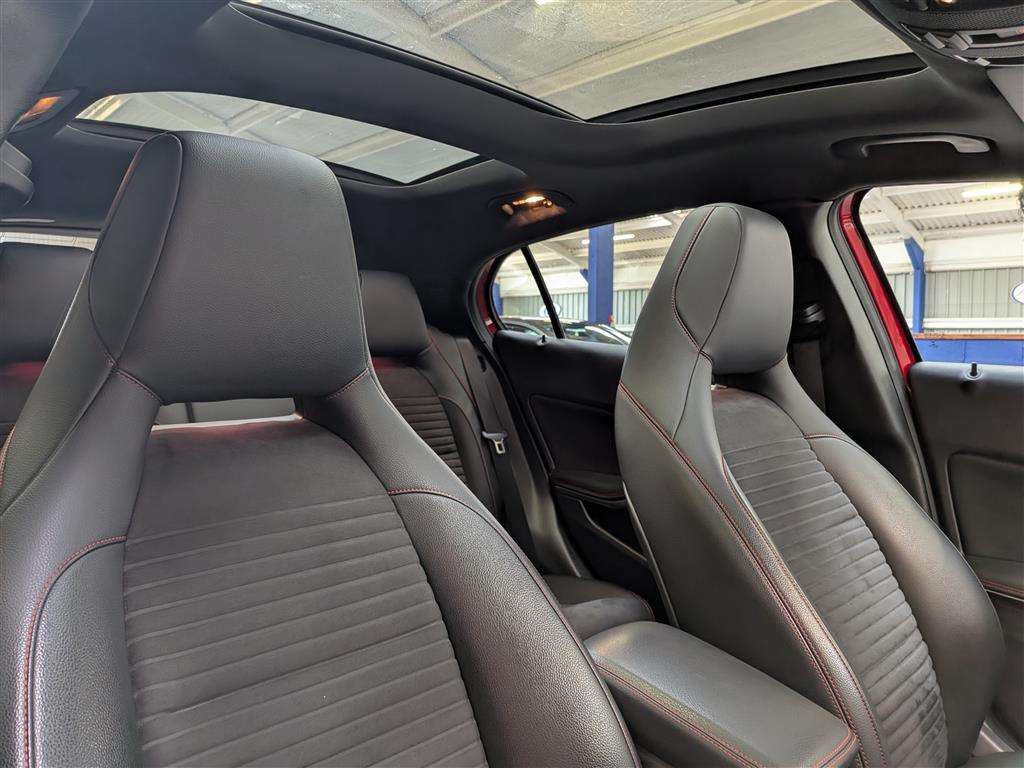 <p>2020 MERCEDES-BENZ GLA 200 AMG LINE EDITION</p>
