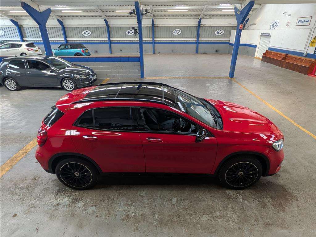 <p>2020 MERCEDES-BENZ GLA 200 AMG LINE EDITION</p>