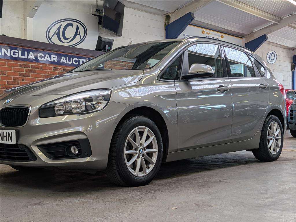 <p>2014 BMW 218I SE AUTO</p>