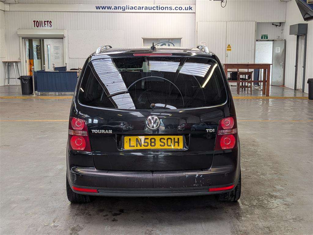<p>2008 VOLKSWAGEN TOURAN SE TDI 105</p>