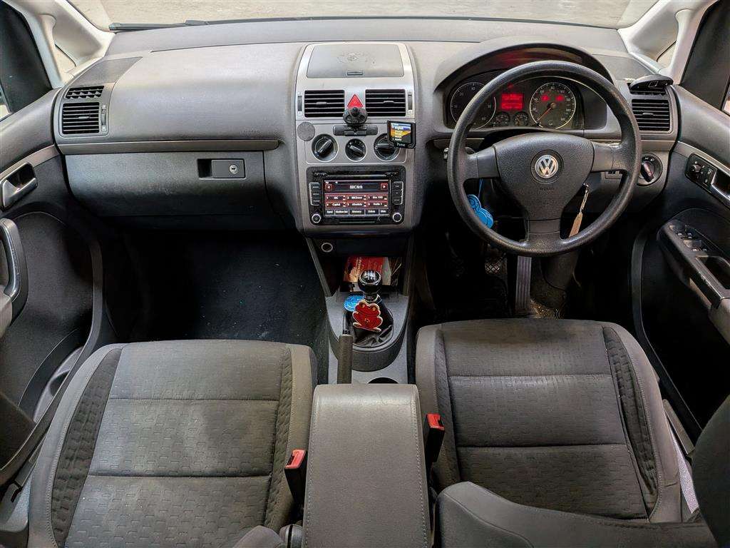 <p>2008 VOLKSWAGEN TOURAN SE TDI 105</p>