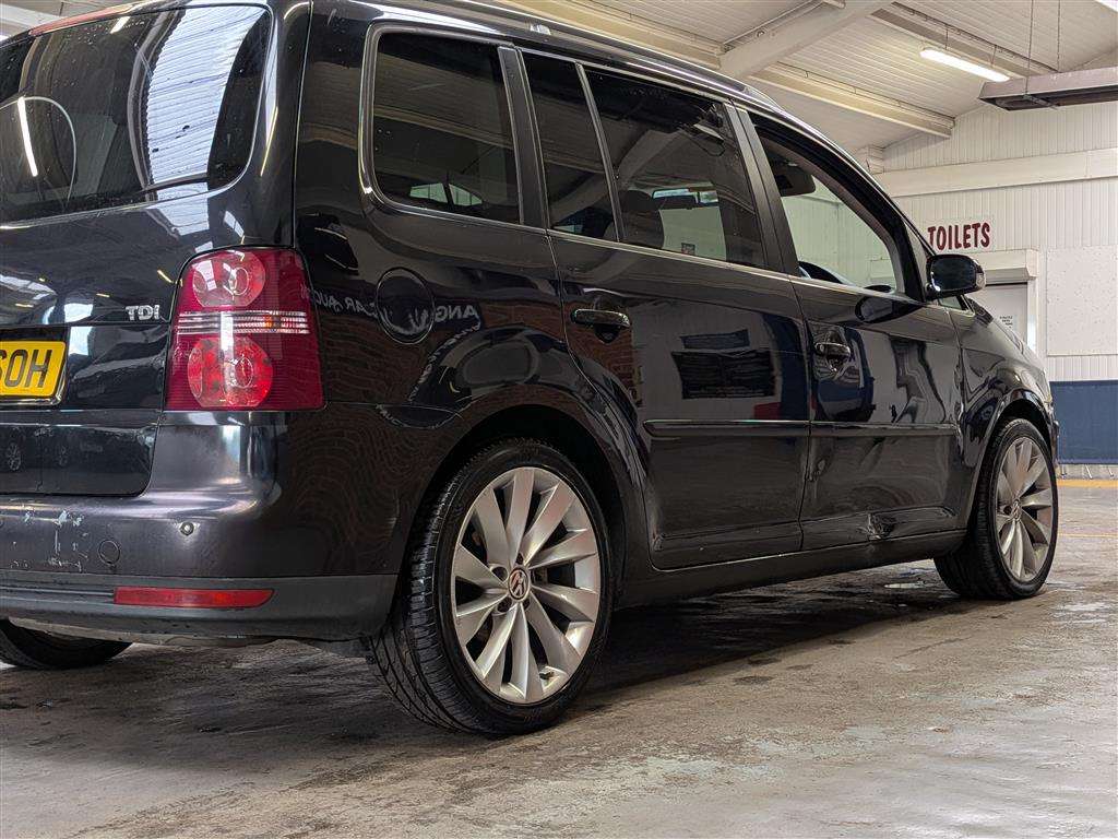 <p>2008 VOLKSWAGEN TOURAN SE TDI 105</p>